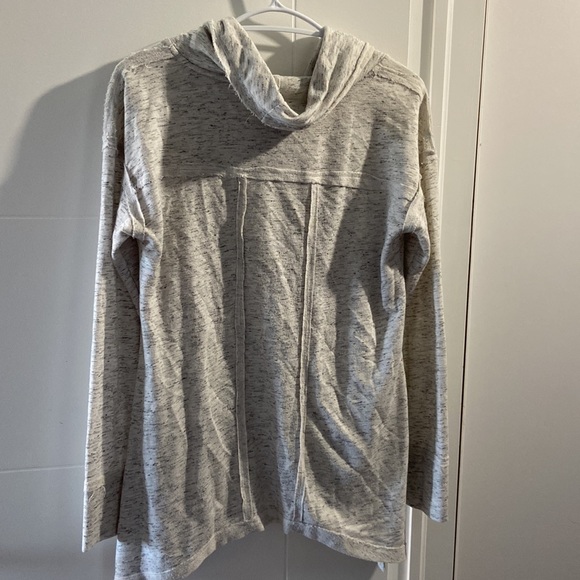 Comfy casual sweater - Picture 4 of 4